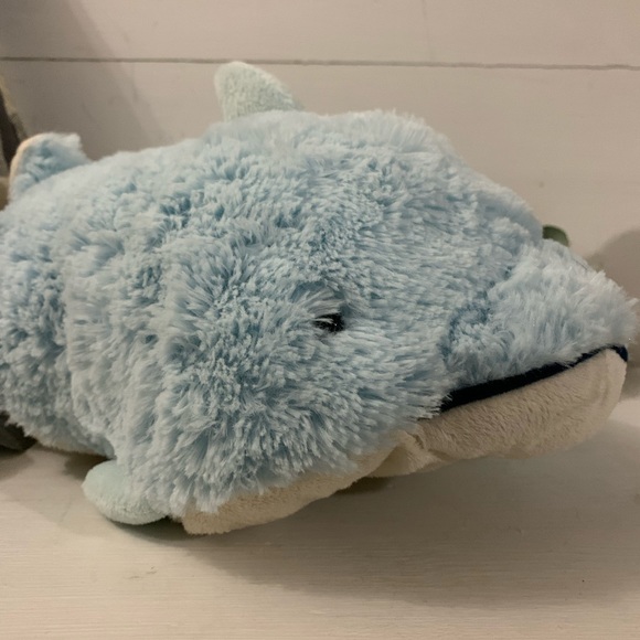 My Pillow Pet Dolphin Plush Light Blue Jumbo 24" L 18" W Stuffed Animal XL New - Picture 3 of 7